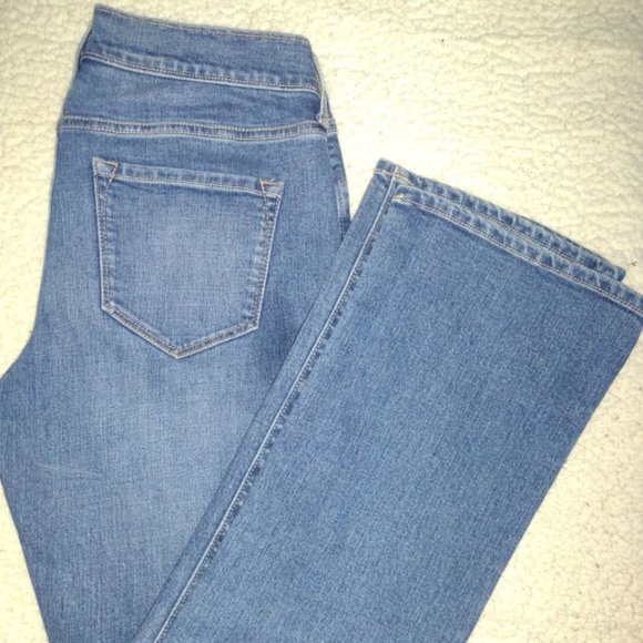 Old Navy Denim - Old Navy Original, High Rise, ladies' Blue Denim Jeans, Tall, 28" Waist
